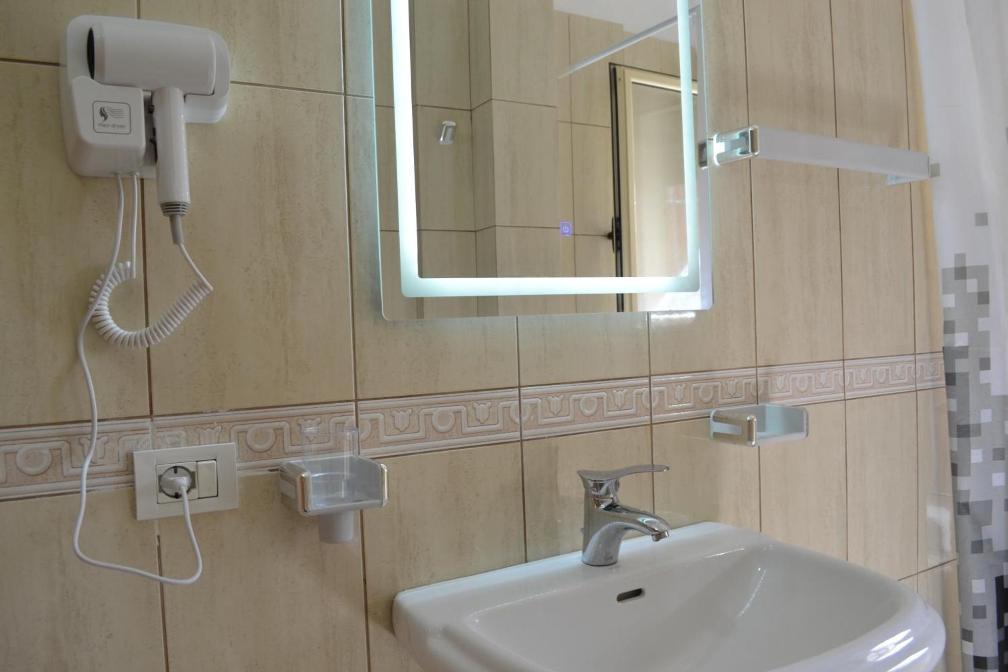 Appartamento Sunny Balcony Free Parking Vlorë